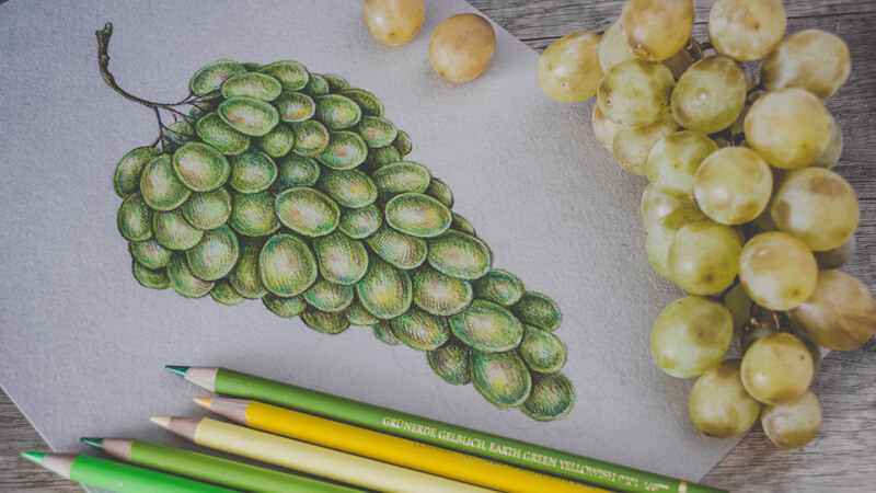 How to draw grapes with colored pencils